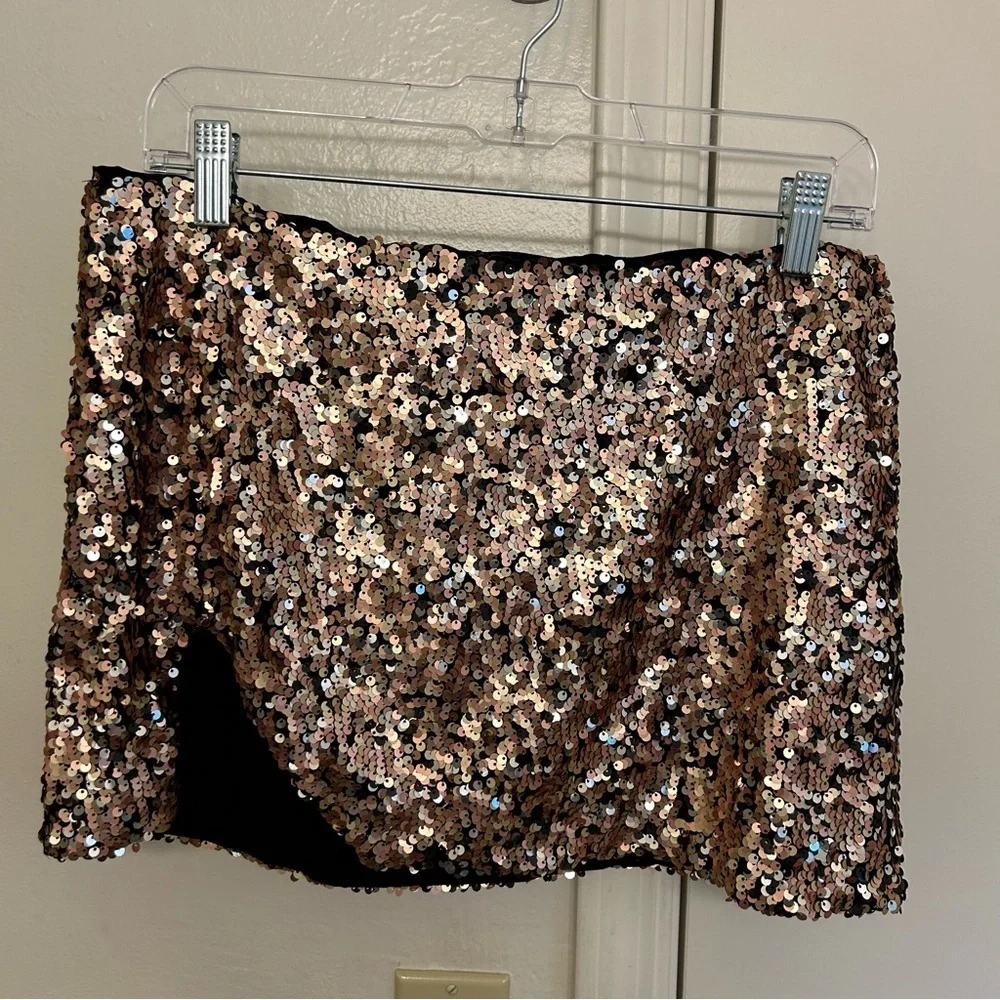 NWT Free People Annalise Black and Gold Sequin Mini Skirt Size 8